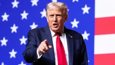 अमेरिका: एपस्टीन फाइलों का खुलासा, क्लिंटन पर केंद्रित, ट्रम्प का नाम कम