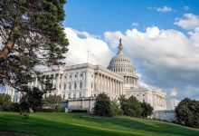 व्हाइट हाउस बोला– ईरान से बातचीत ‘सकारात्मक’, होर्मुज़ तनाव के बीच समझौते की उम्मीद बरकरार